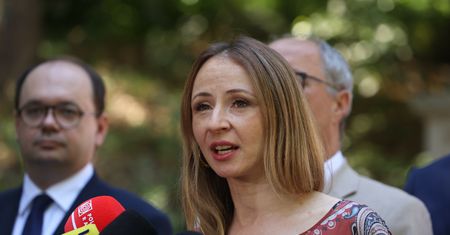 Cichy skutek 800 plus. Wypiera zasiłki rodzinne