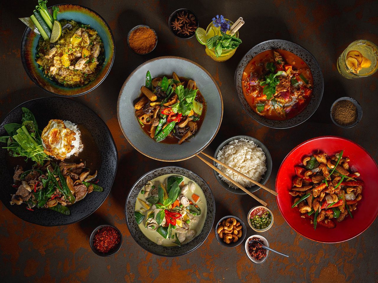 Der gesündeste Mittagessen aus der thailändischen Küche. Eine Suppe, die das Hauptgericht ersetzt.