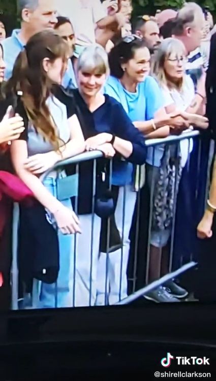 Meghan Markle zlekceważona przez kobietę