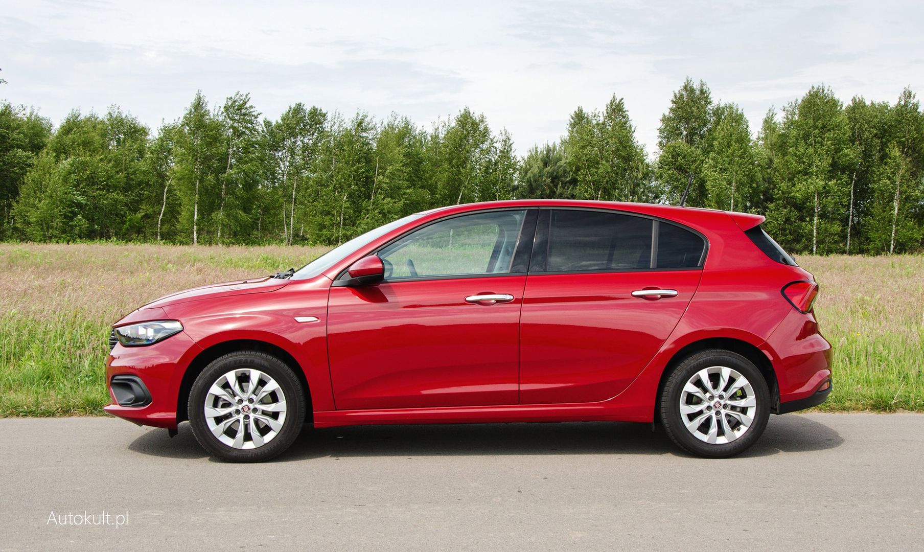 Fiat Tipo hatchback 1.4 T-Jet Lounge - optymalna wersja tego samochodu