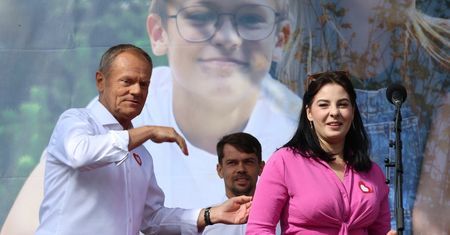 Tusk zaliczył wpadkę. Powtórzył trzy razy, ale się pomylił