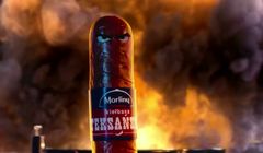 Westernowy spot reklamuje Kiełbasę Teksańską Morliny z chilli (wideo)
