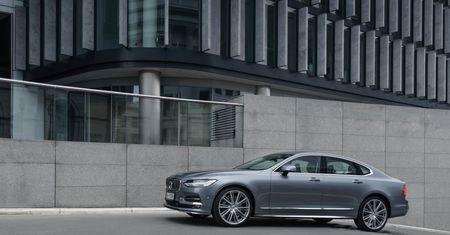 Volvo S90 D4 Inscription - wzorzec ze Szwecji