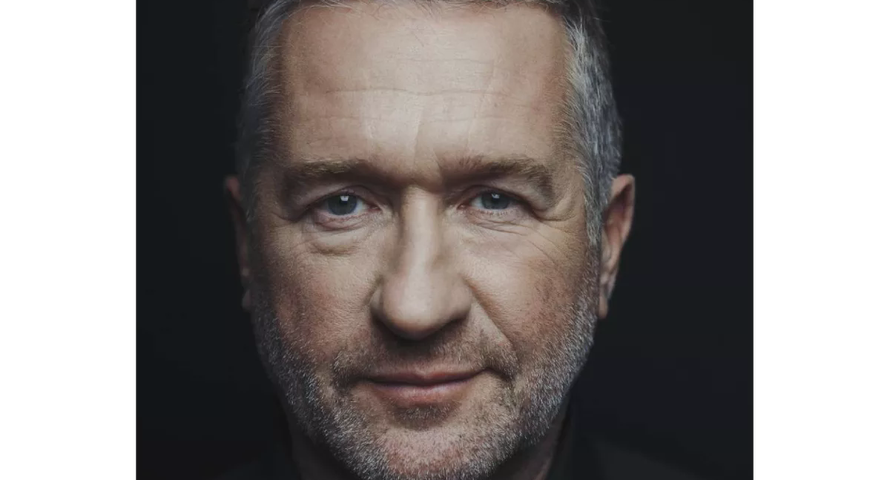 Wehikuł inwestycyjny Rafała Sonika podpisuje list intencyjny z Komputronikiem