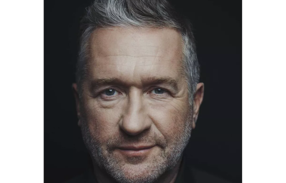 Wehikuł inwestycyjny Rafała Sonika podpisuje list intencyjny z Komputronikiem