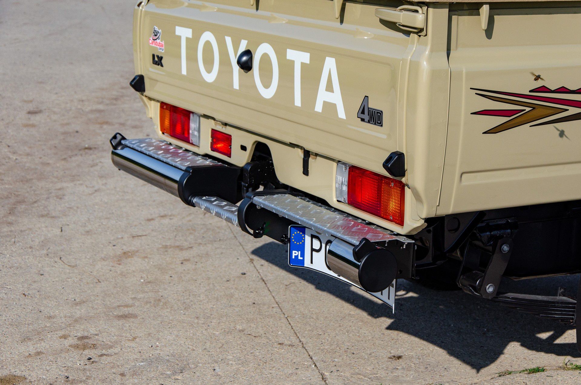 Toyota Land Cruiser 70