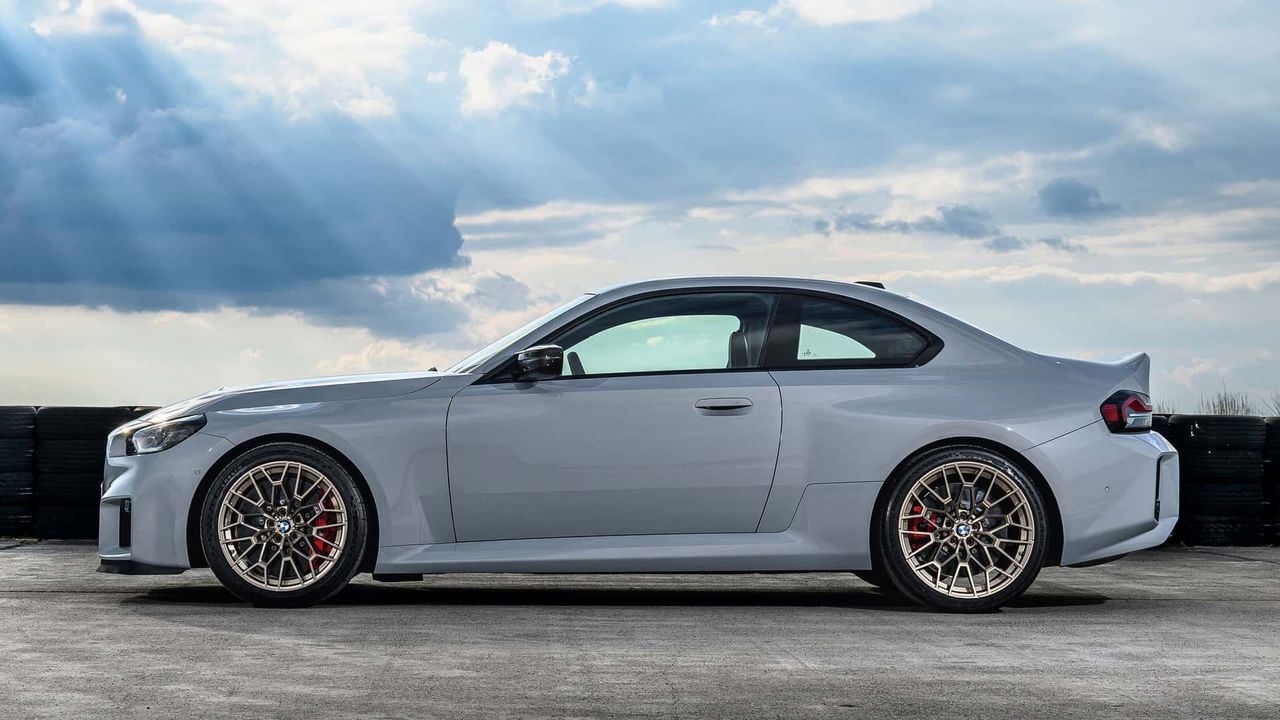 BMW M2 CS