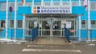 Sprawdza go kolejny szpital. Lekarz miał pracować 700 godzin
