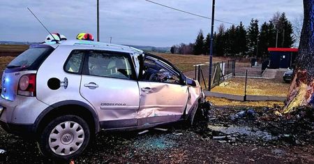 Tragiczny wypadek na Pomorzu. Kierowca zginął na miejscu