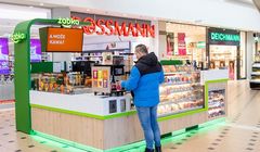 Nowy format sklepów Żabki. Oferuje ograniczony asortyment