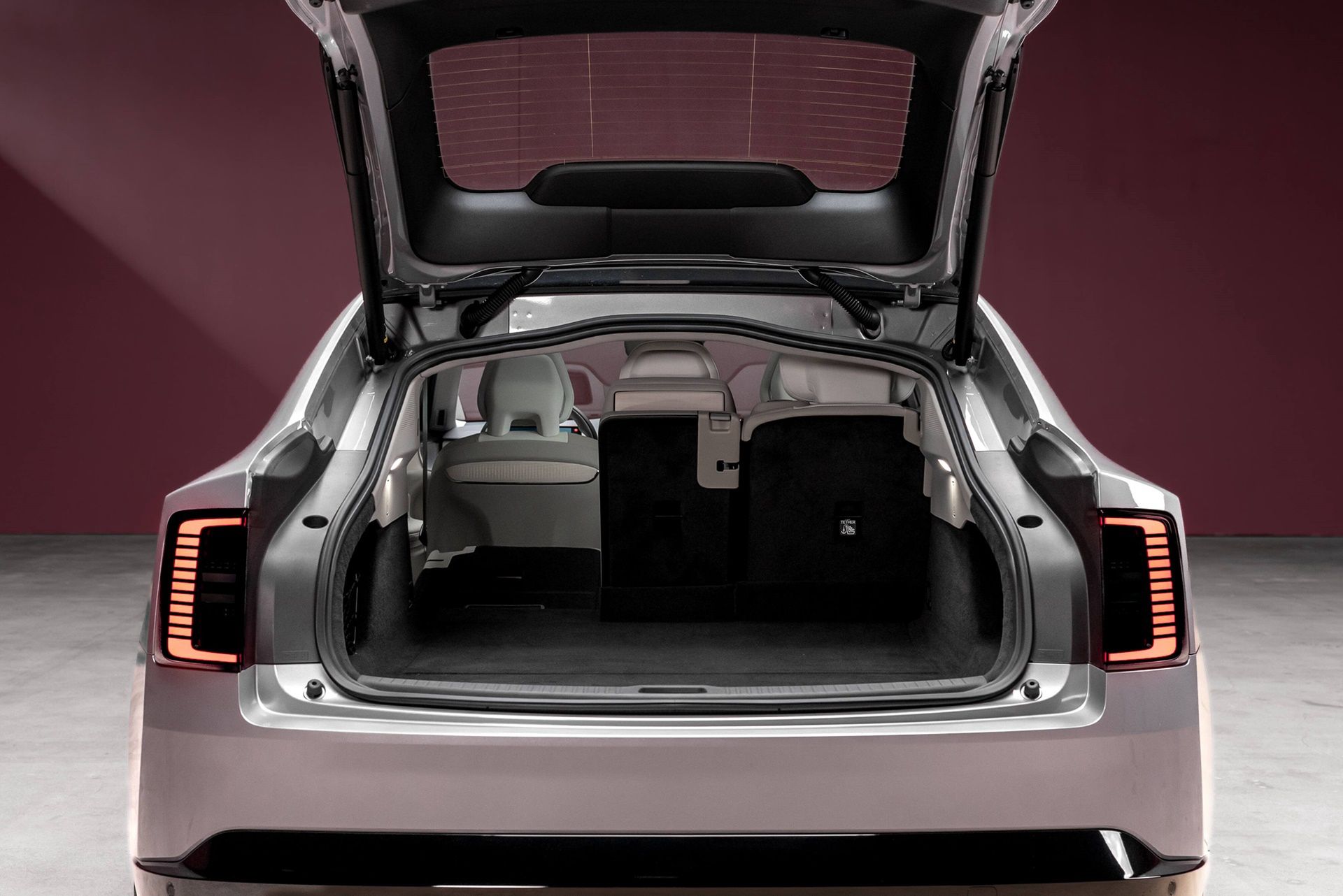 Volvo ES90