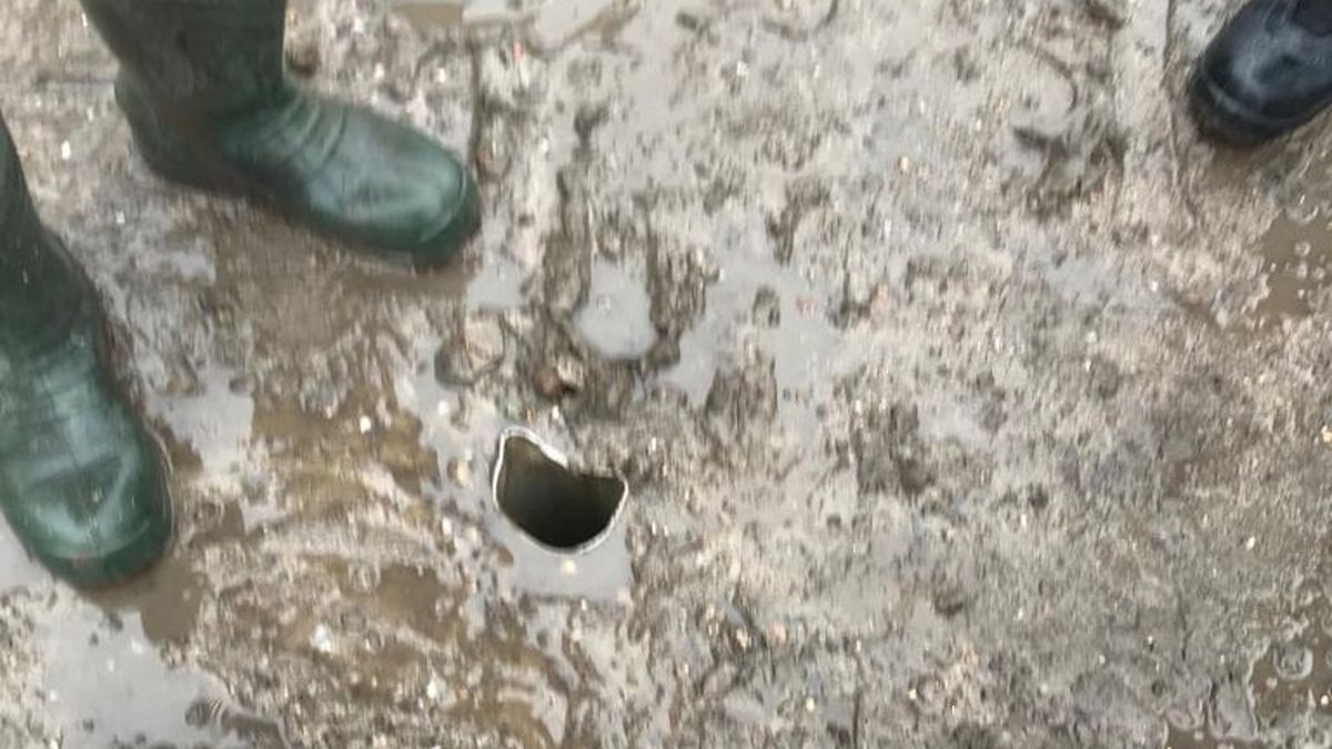 Strażnicy miejscy ujawnili nielegalne odprowadzanie ścieków.