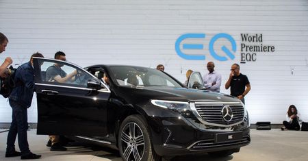 Debiut Mercedesa EQC zgodnie z planem. To dopiero wstęp do elektrycznej ofensywy