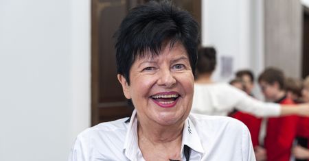 Joanna Senyszyn świętuje Dzień Antyklerykała. "Kościół zaczadza wiernych kadzidłem"