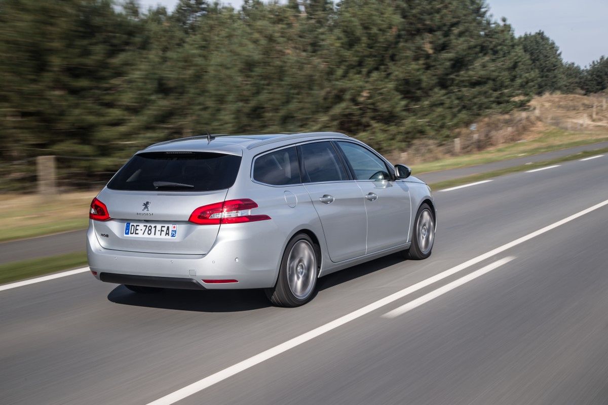 Peugeot 308 SW 1,2 e-THP 130 - pierwsza jazda [galeria] 41