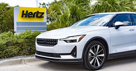 Hertz łączy siły z Polestarem. Kupi 65 tys. szwedzkich elektryków