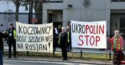 Skandaliczne hasła w trakcie protestu. Pokazali kto trzymał baner