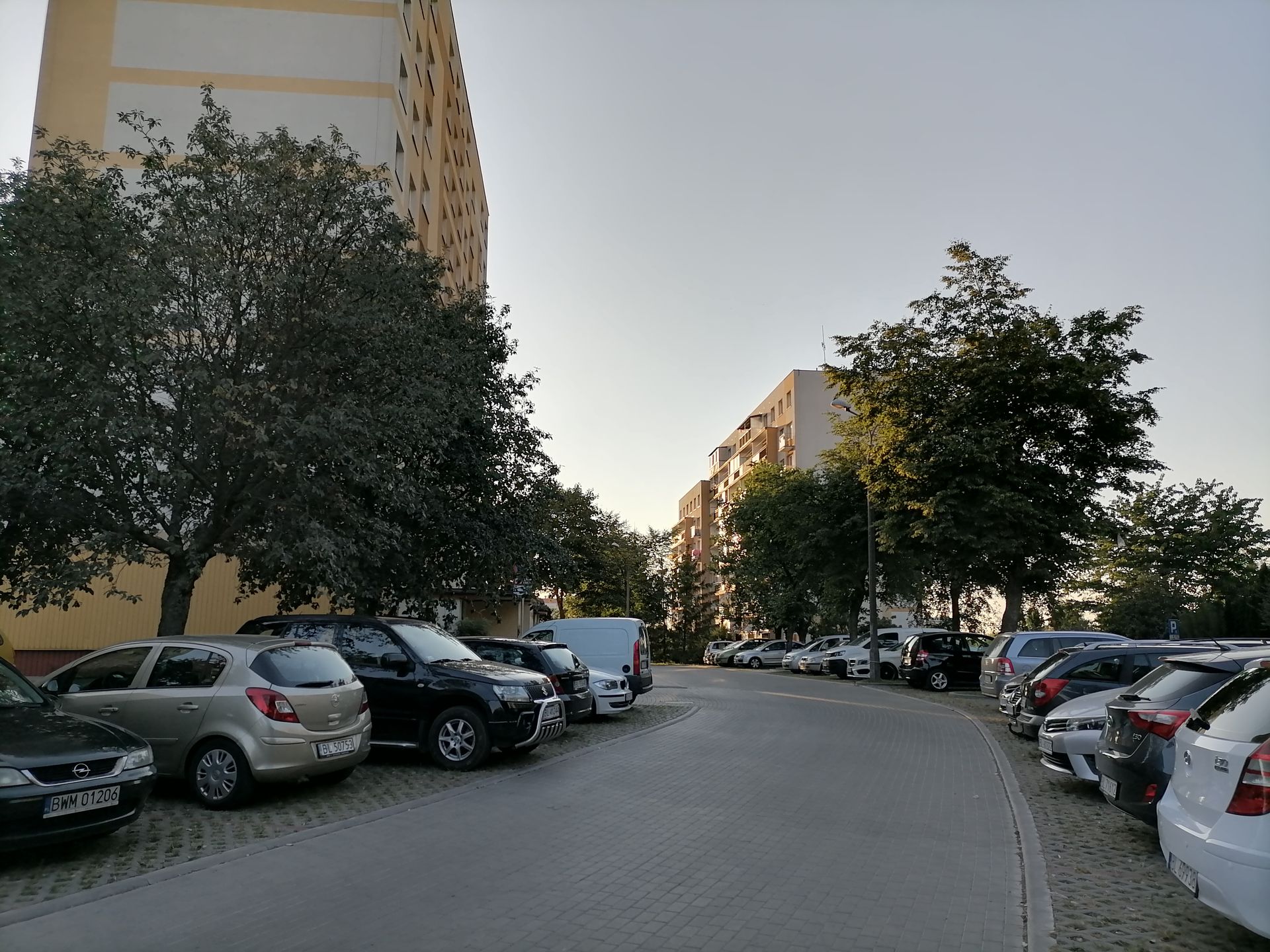 Huawei P40 lite E: test taniego chińczyka bez aplikacji Google 22
