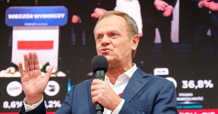 Ile seniorzy dostaną od Tuska? Oto wyliczenia dot. trzynastek
