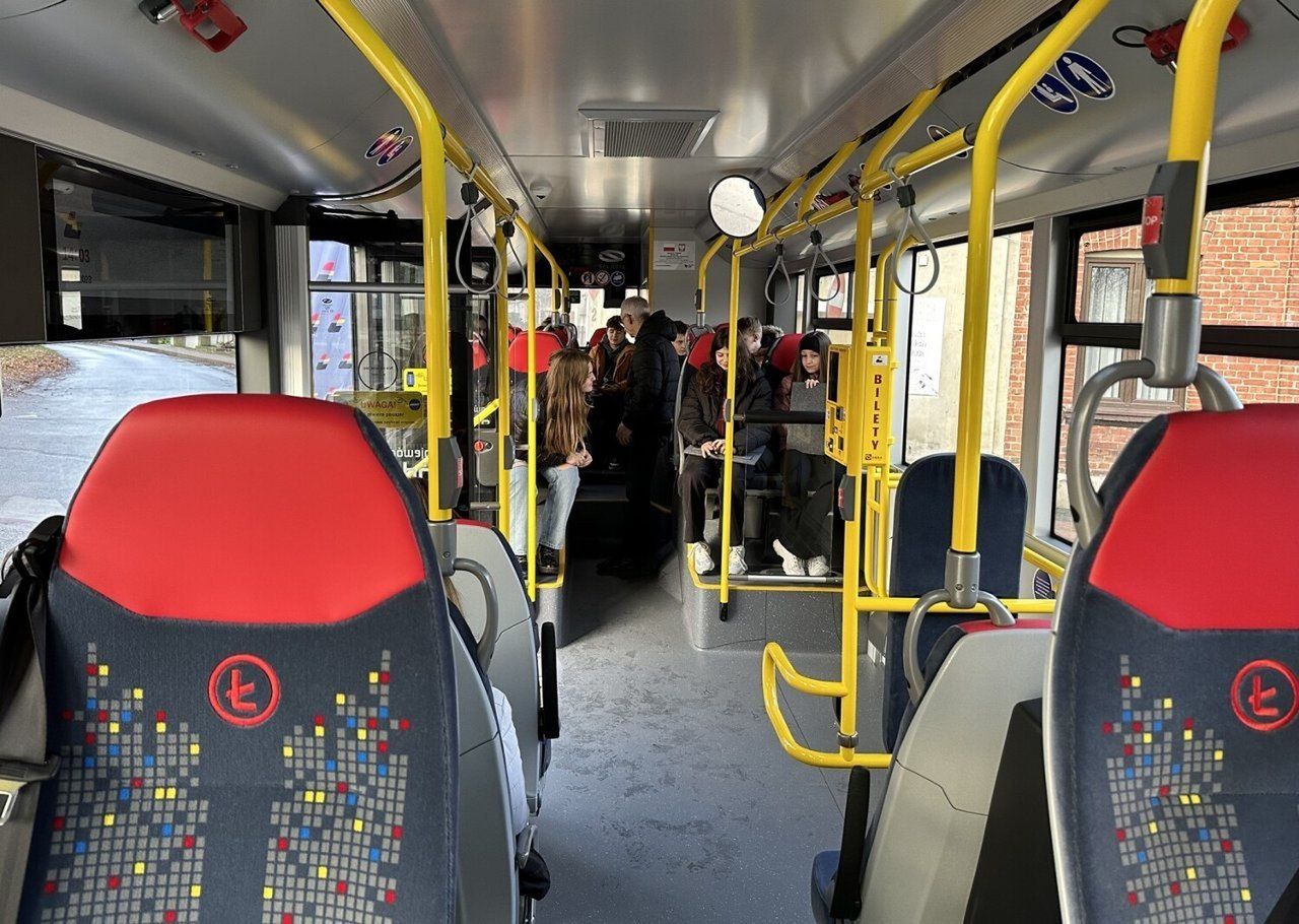 Bezpłatne autobusy zawiozą pasażerów na dworzec PKP