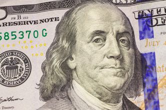 Policjant zjadł łapówkę. Myślał, że uniknie kary