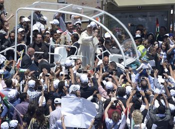 Należał do papieża Franciszka. To już nie "Papamobile"