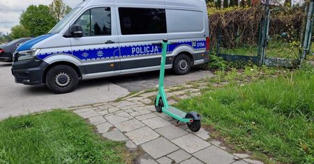 Ukradł sadzonki drzew i masło. Potem pijany uciekał na hulajnodze