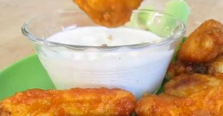 Przepis na sos blue cheese. Taki sam, jak z McDonald's