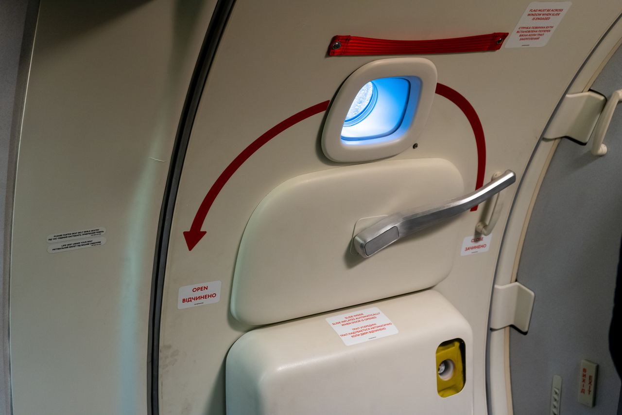 Sergeant stoppt Zwischenfall: Flugzeug muss in Seattle landen