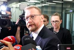 Chwilowa konsternacja na komisji. Padło pytanie o wiek Szumowskiego