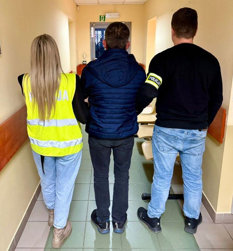 Nocna awantura na Barwinku. 46-latek z zarzutami po ataku na partnerkę