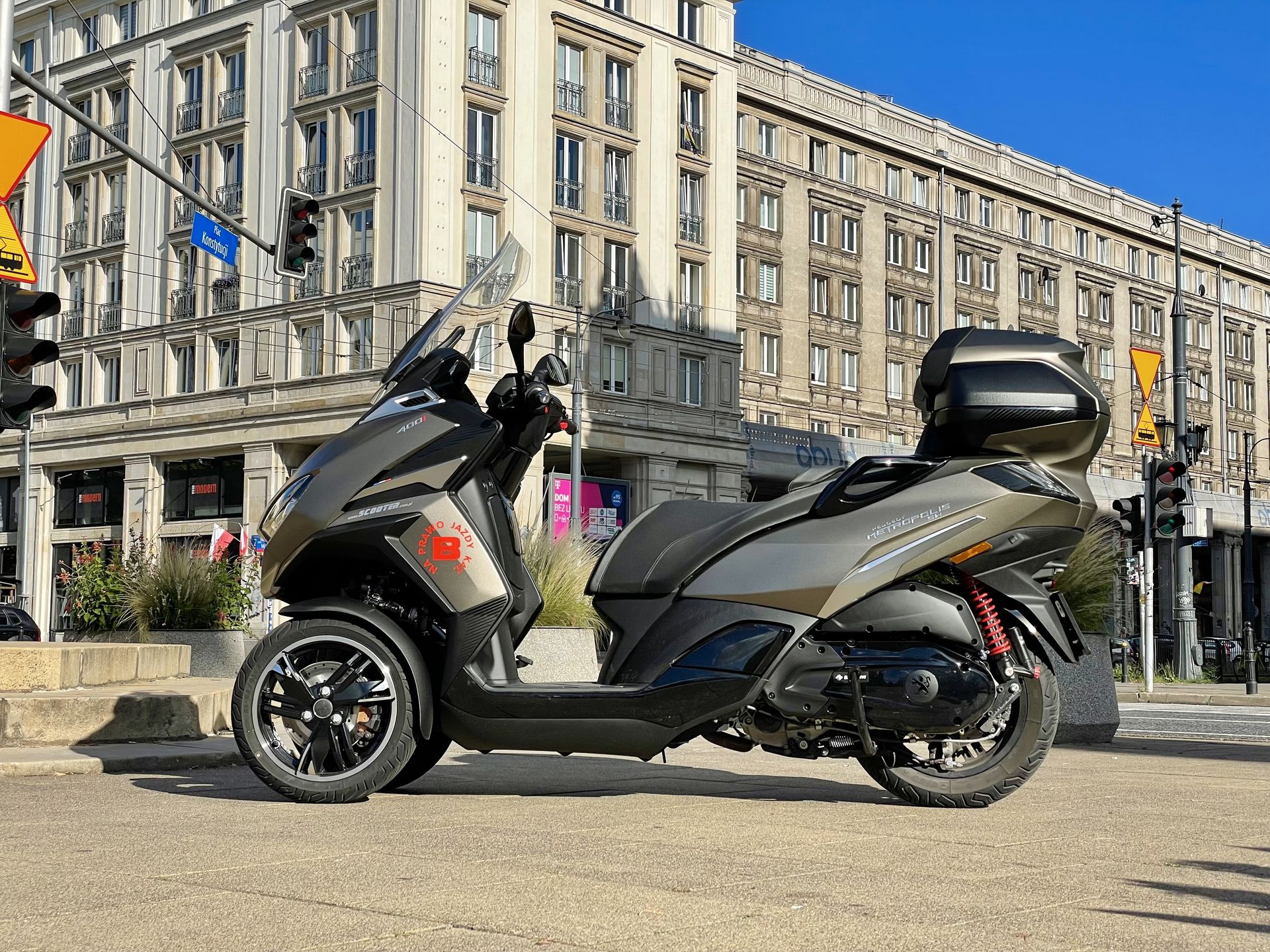 Peugeot Metropolis 400