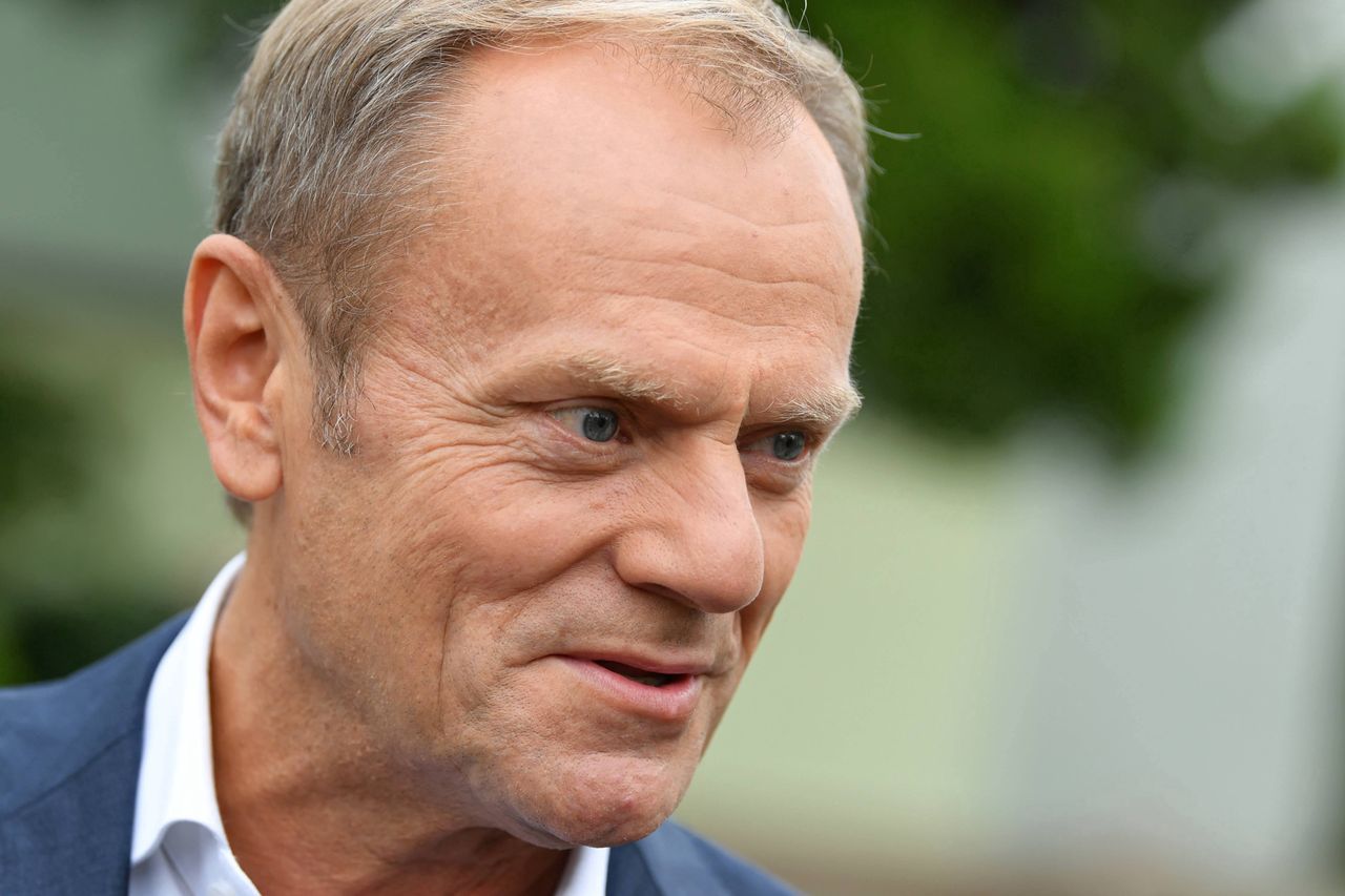 Donald Tusk drwi z ochrony domu Jarosława Kaczyńskiego