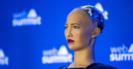 Dzieło sztuki stworzone przez robota. Sprzedano je za ponad pół miliona dolarów