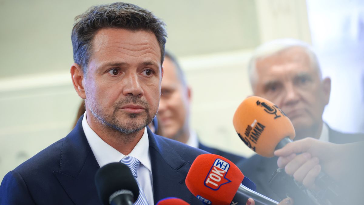 Rafal Trzaskowski, Mayor of Warsaw and the Civic Coalition (KO) candidate in the upcoming presidential campaign attends a press conference of the presidents of the Union of Polish Metropolises in Krakow, Poland on November 29th, 2024. (Photo by Beata Zawrzel/NurPhoto via Getty Images)