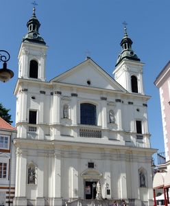 Warszawa. Przez koronawirusa zamknięto kościół i klasztor