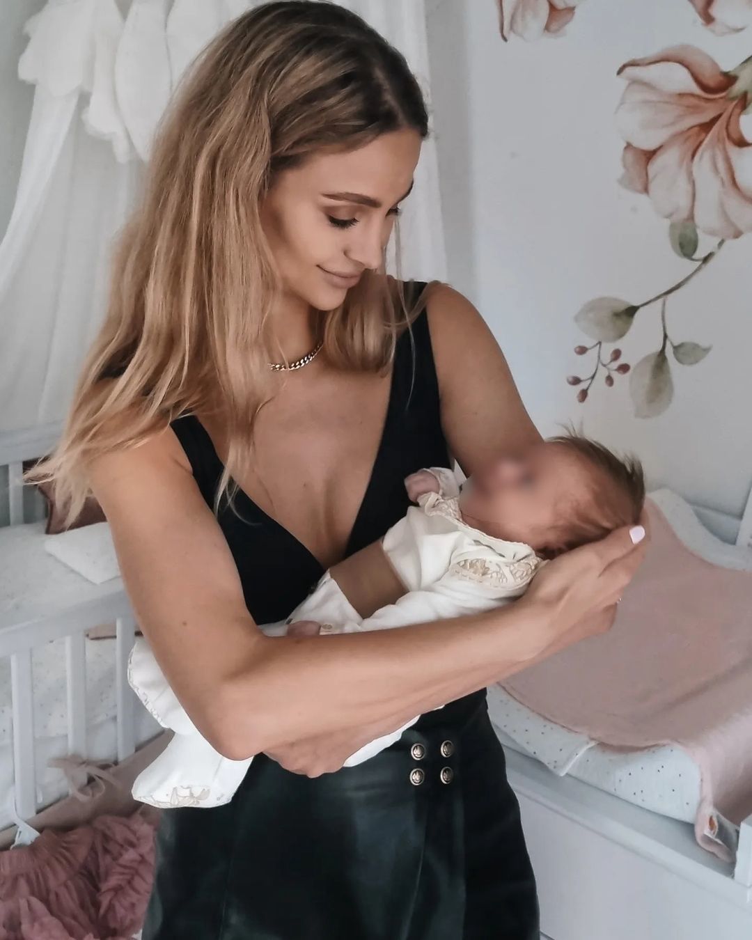 Hanna Żudziewicz i Jacek Jeschke nie mają ślubu kościelnego, ale chcą ochrzcić córkę. Już rozmawiali z księdzem