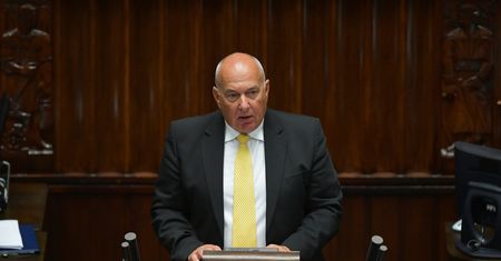 Deficyt po pierwszym półroczu. Minister finansów mówi o nowelizacji budżetu