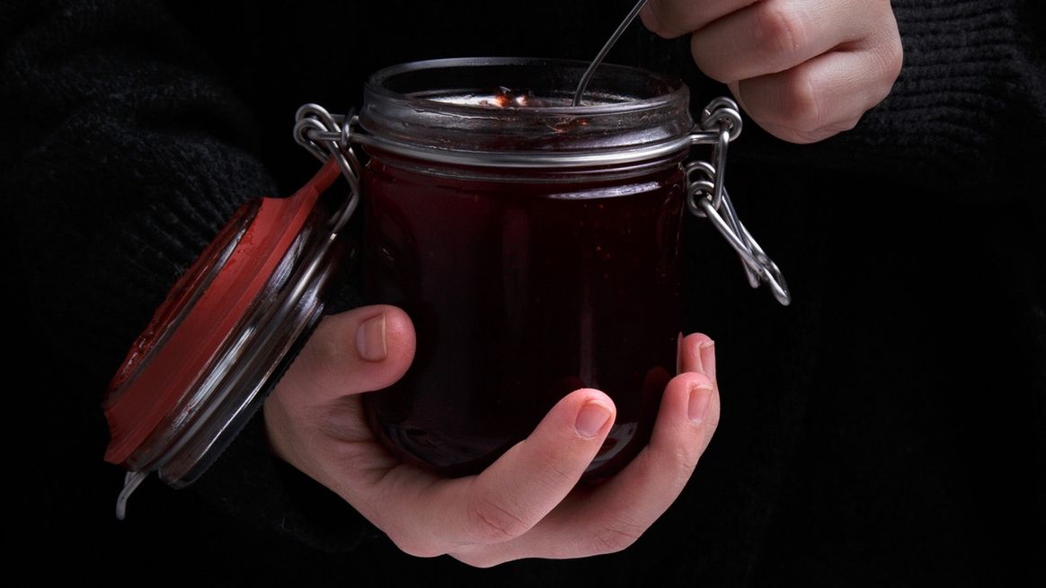 Przepis na "czarny słoik" jest bardzo prosty