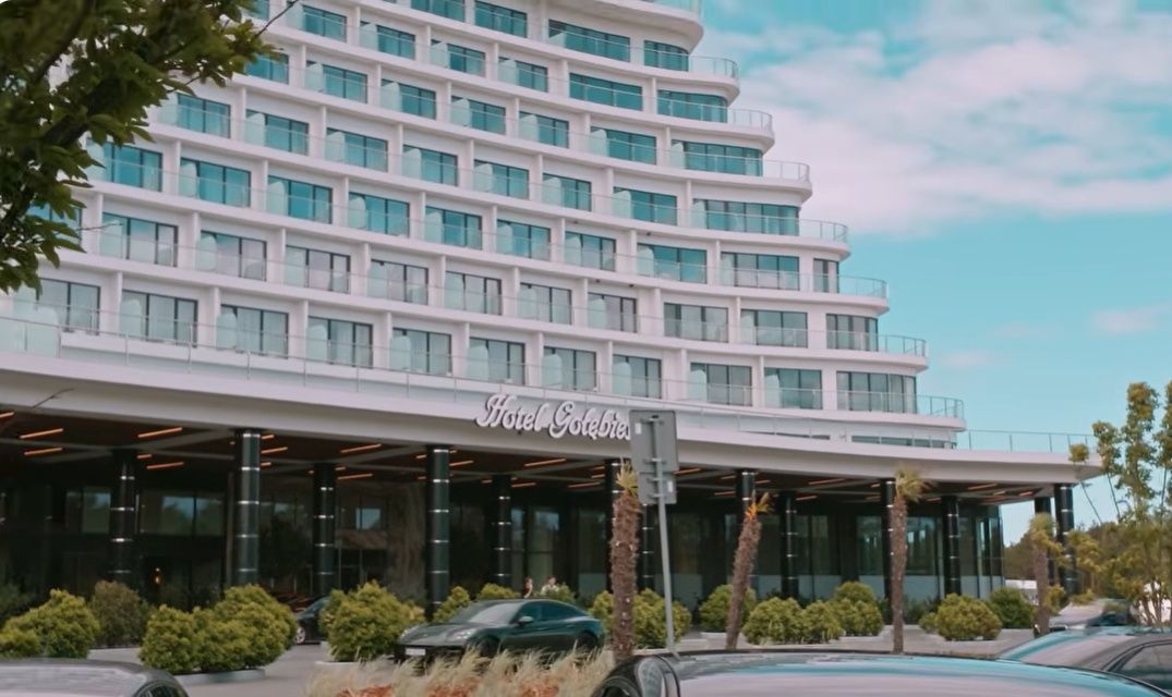 Hotel Gołębiewski w Pobierowie