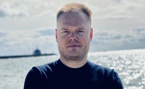 Lek. Bartosz Fiałek