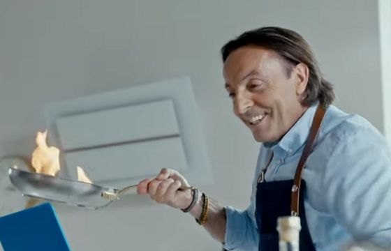 Michel Moran reklamuje wyprzedaż w sklepach Neonet (wideo)
