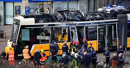 Tragedia w Mediolanie, wykoleił się tramwaj. Są ofiary
