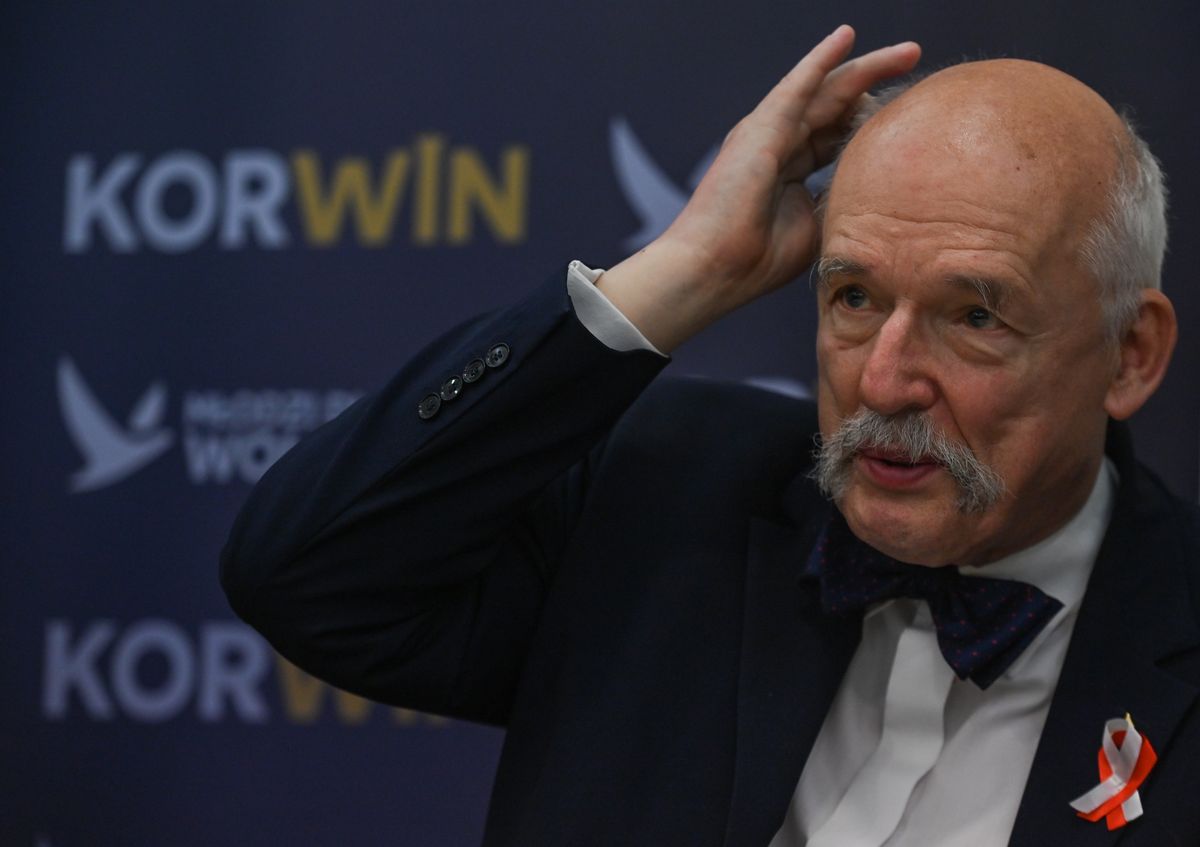 Janusz Korwin-Mikke prawdopodobnie nie dostanie się tym razem do Sejmu (Photo by Artur Widak/NurPhoto via Getty Images)