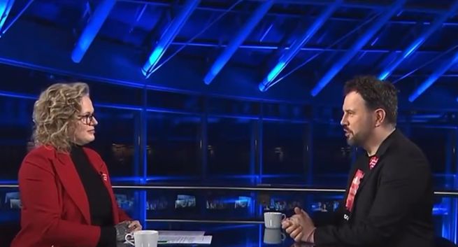 Dziennikarz „Rzeczpospolitej” obok polityków w spocie TVP Info. Stacja przeprosiła