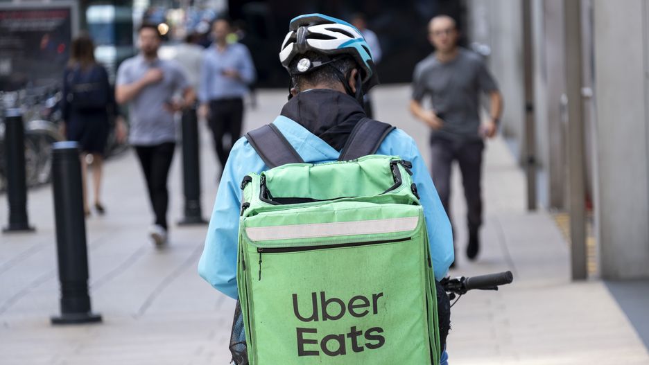 Uber Eats zmienia zasady dla przedsiębiorców 