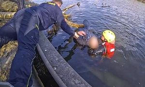 Dramatyczna akcja ratunkowa w stolicy. W takim stanie 69-latek łowił ryby