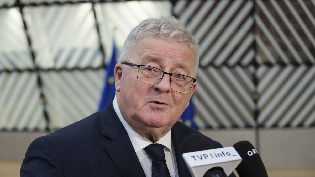 BRUSSELS, BELGIUM - DECEMBER 9: Polish Minister of Agriculture and Rural Development Czeslaw Adam Siekierski talks to media prior the start of an EU Agriculture and fisheries Minister Council in the Europa, the EU Council headquarter on December 9, 2024 in Brussels, Belgium. The Council will aim to reach a political agreement on two Commission proposals on fishing opportunities. These are the proposal covering fishing opportunities in the Atlantic and the North Sea for 2025 and, in the case of some stocks, also for 2026, and the proposal on fishing opportunities for 2025 in the Mediterranean and the Black Seas. (Photo by Thierry Monasse/Getty Images)