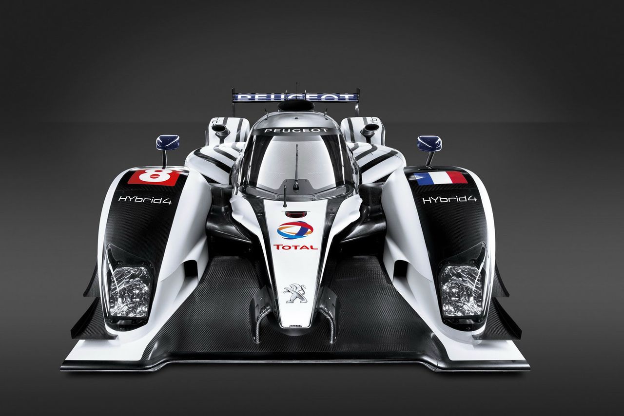 Peugeot wraca do LeMans z nowym, hybrydowym bolidem