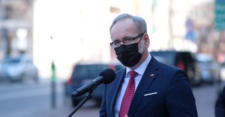 Chaos ze szczepieniami. Minister Adam Niedzielski: to nie był błąd systemu